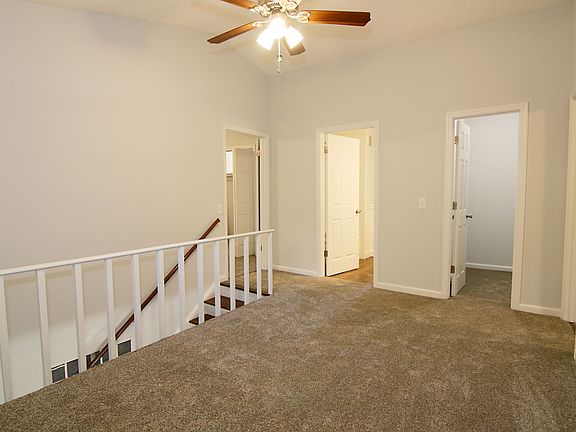 Freshly painted & carpeted