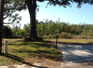 107 Bienville Dr, Waveland, MS 39576