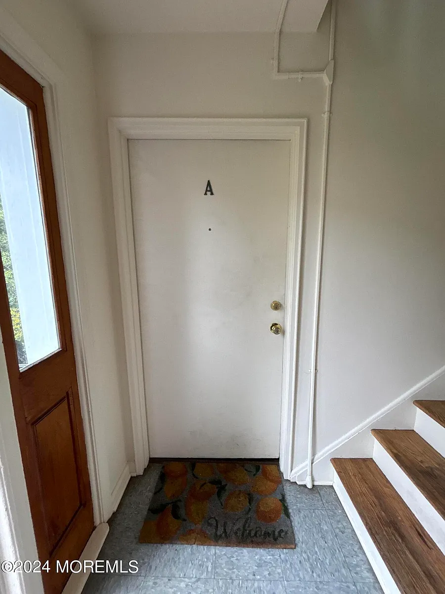 Building Photo - 283 Spring St #2A