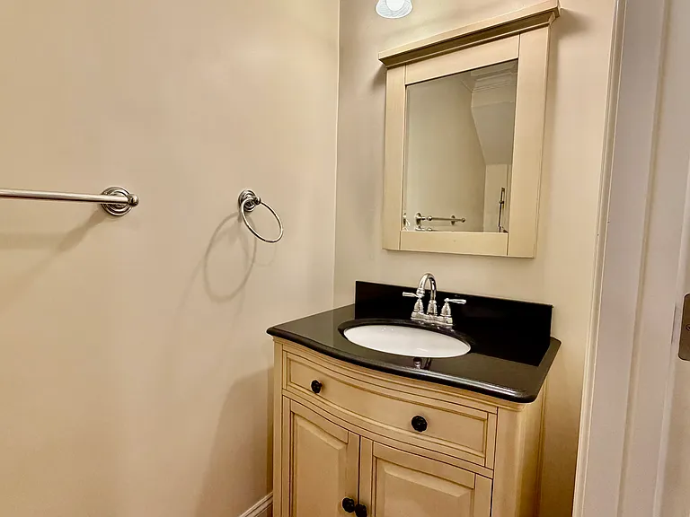 865 Lagrange St #4 — Photo 7