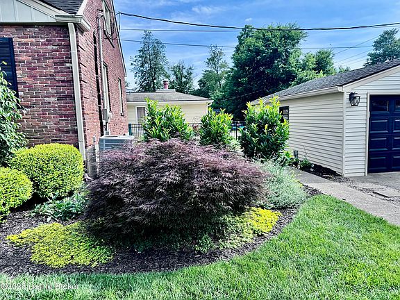 4th image of 4435 Blenheim Rd