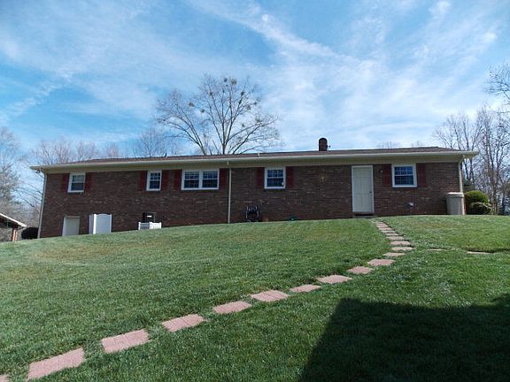 2nd image of 327 Brookwood Acres Dr