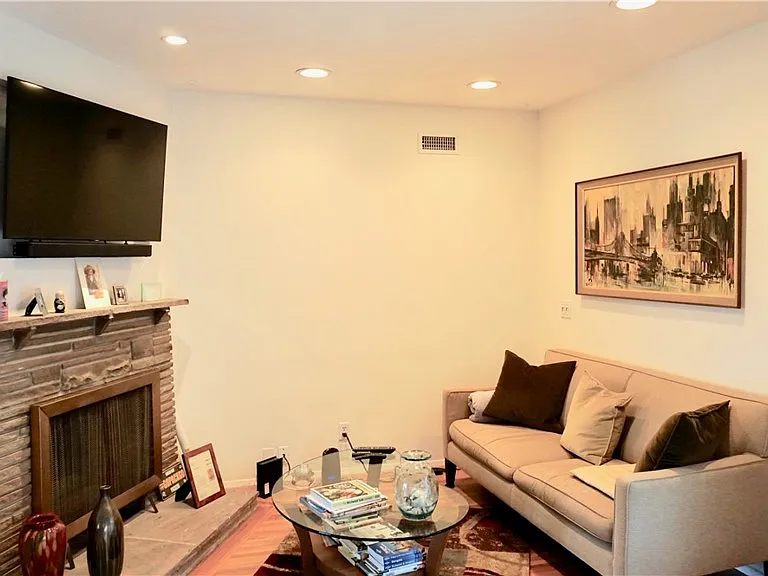 4435 Caledonia Way — Photo 8