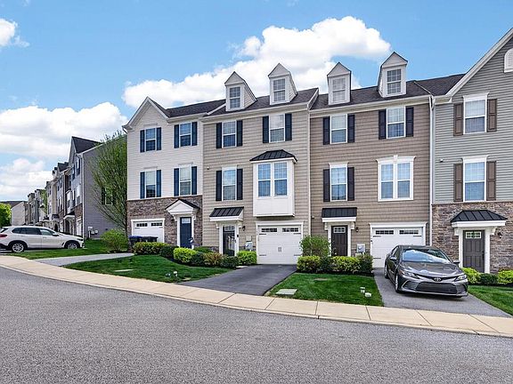 3rd image of 152 Mulberry Dr