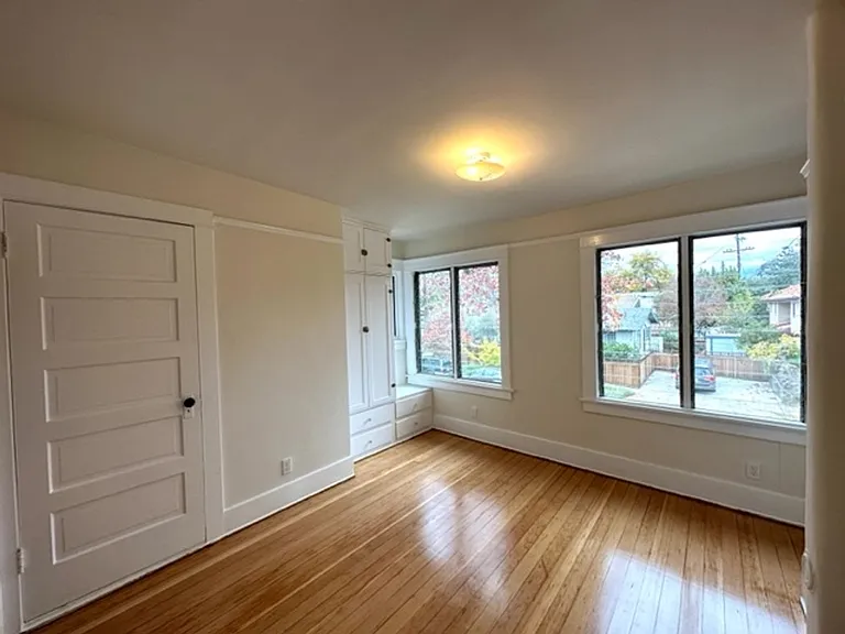 1400 Fremont Ave. — Photo 8