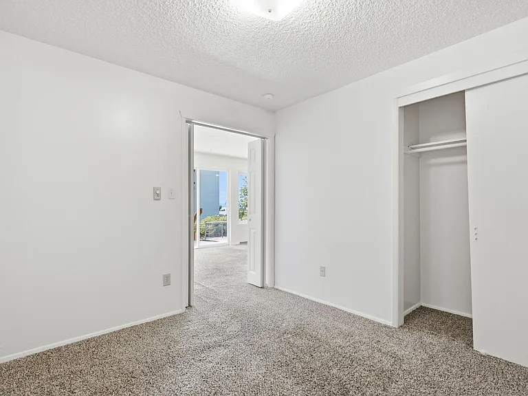 22405 30th Ave S #104 — Photo 14