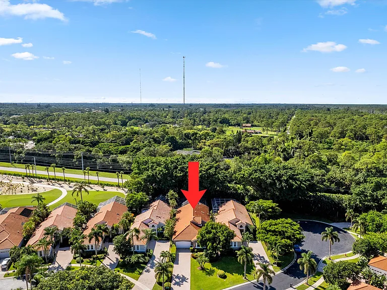 10860 Fairmont Village Dr — Photo 42