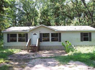 84 Honeysuckle Trl, Mount Vernon, TX 75457