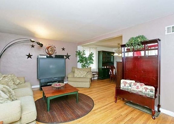 4th image of 3406 Havenbrook Dr