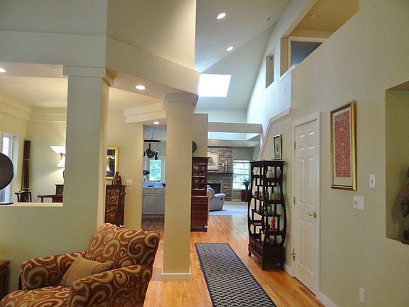 4th image of 5410 W Old Stump Dr NW