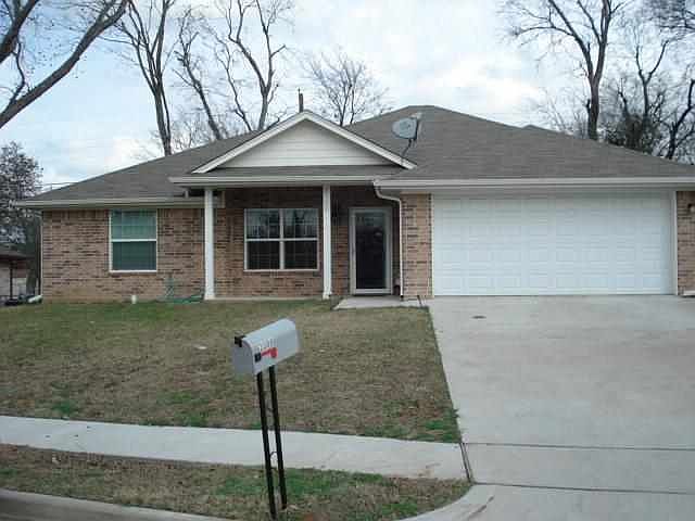 1st image of 2308 Los Arboles Ln