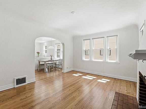 4th image of 1208 S Elizabeth Street