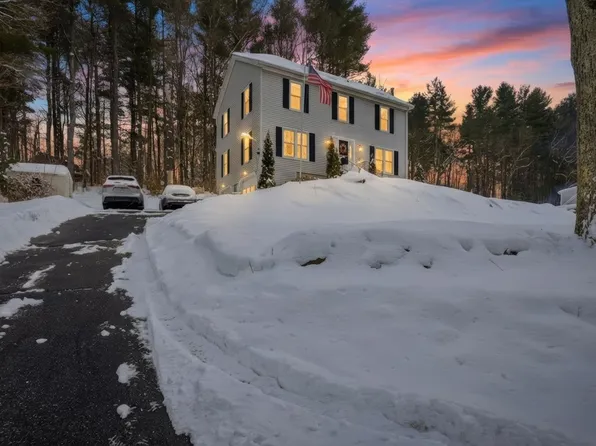 66 Buttonwood Ave, Sutton, MA 01590