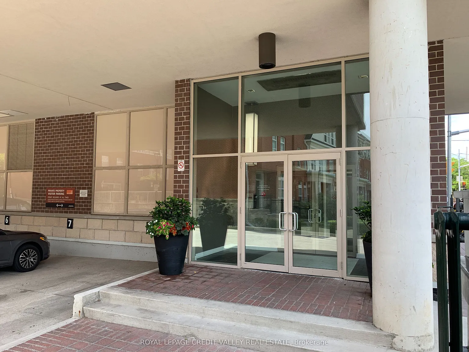 2 bed, $3,000 — Photo 2
