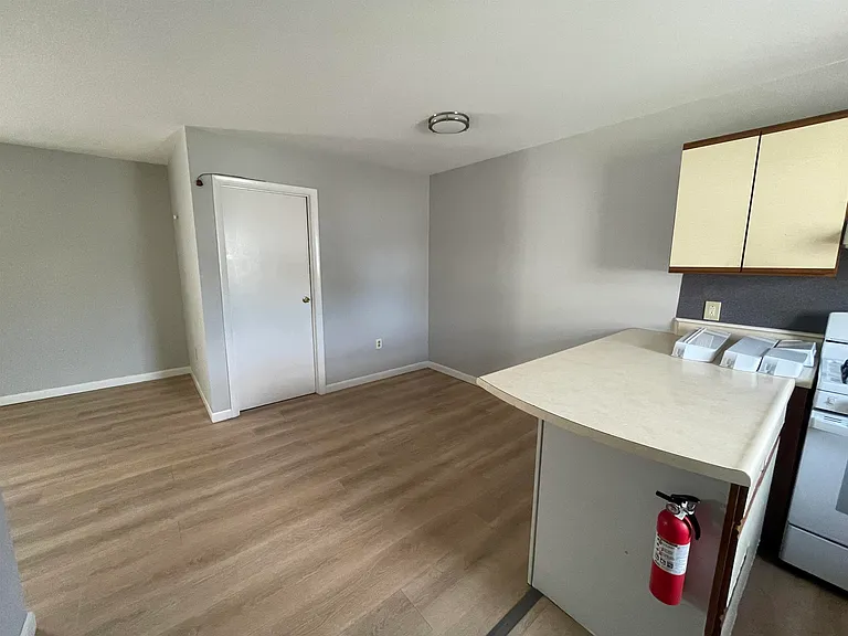 46 Terrill St #3 — Photo 9