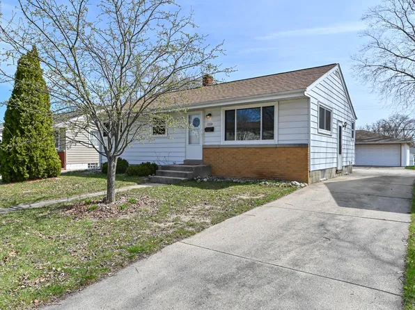 3652 South 81st STREET, Milwaukee, WI 53220