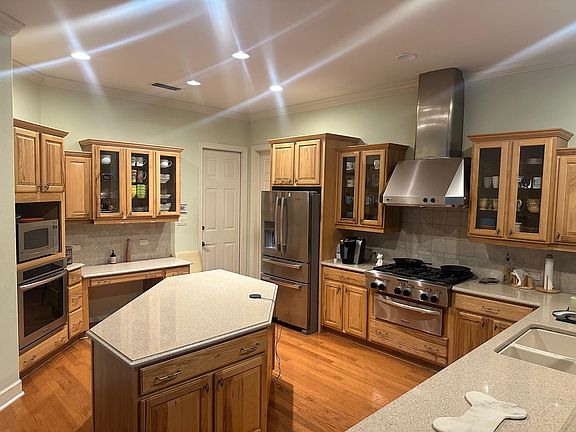 5th image of 5005 Branded Oaks Ct