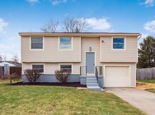 2293 Turquoise Dr, Grove City, OH 43123