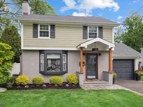 46 N Summit Ave, Chatham Boro, NJ 07928