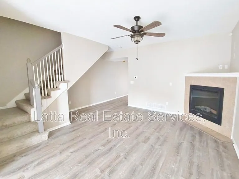 1633 SW Madison St — Photo 4