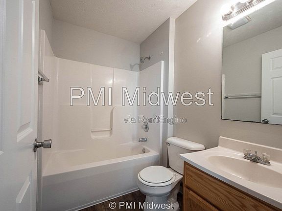 5th image of 1702 W Michigan St Unit 10
