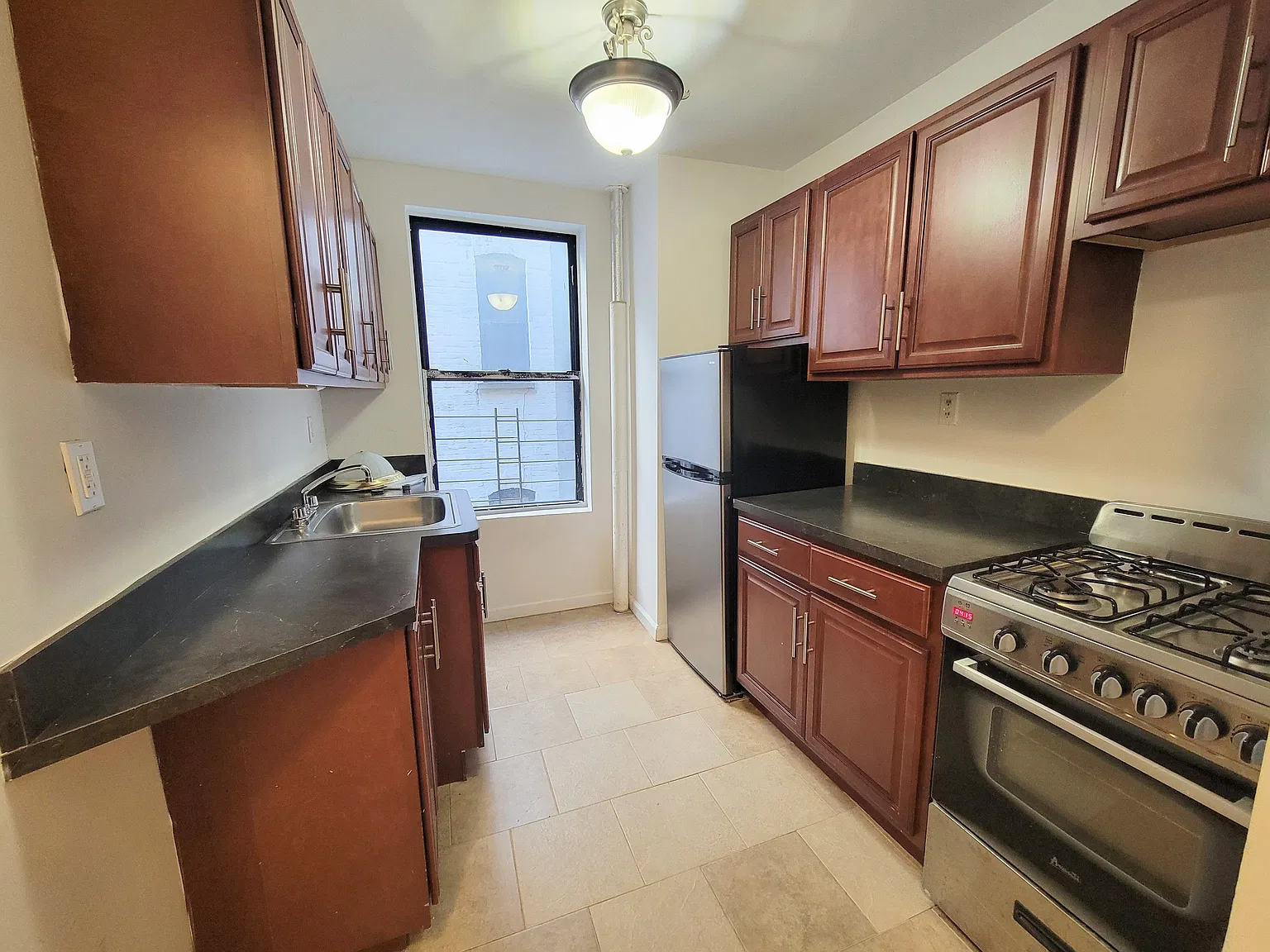55 East 196th Street — Photo 2