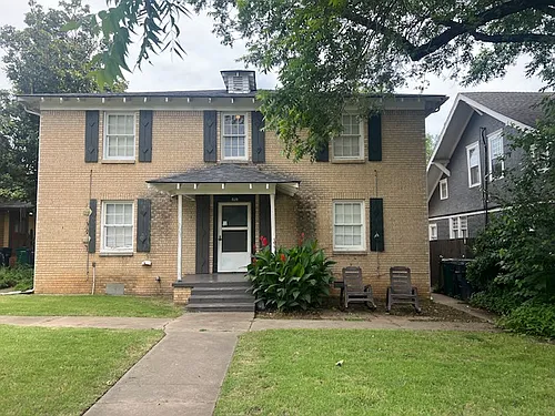 819 NW 21st St #2 Photo 1