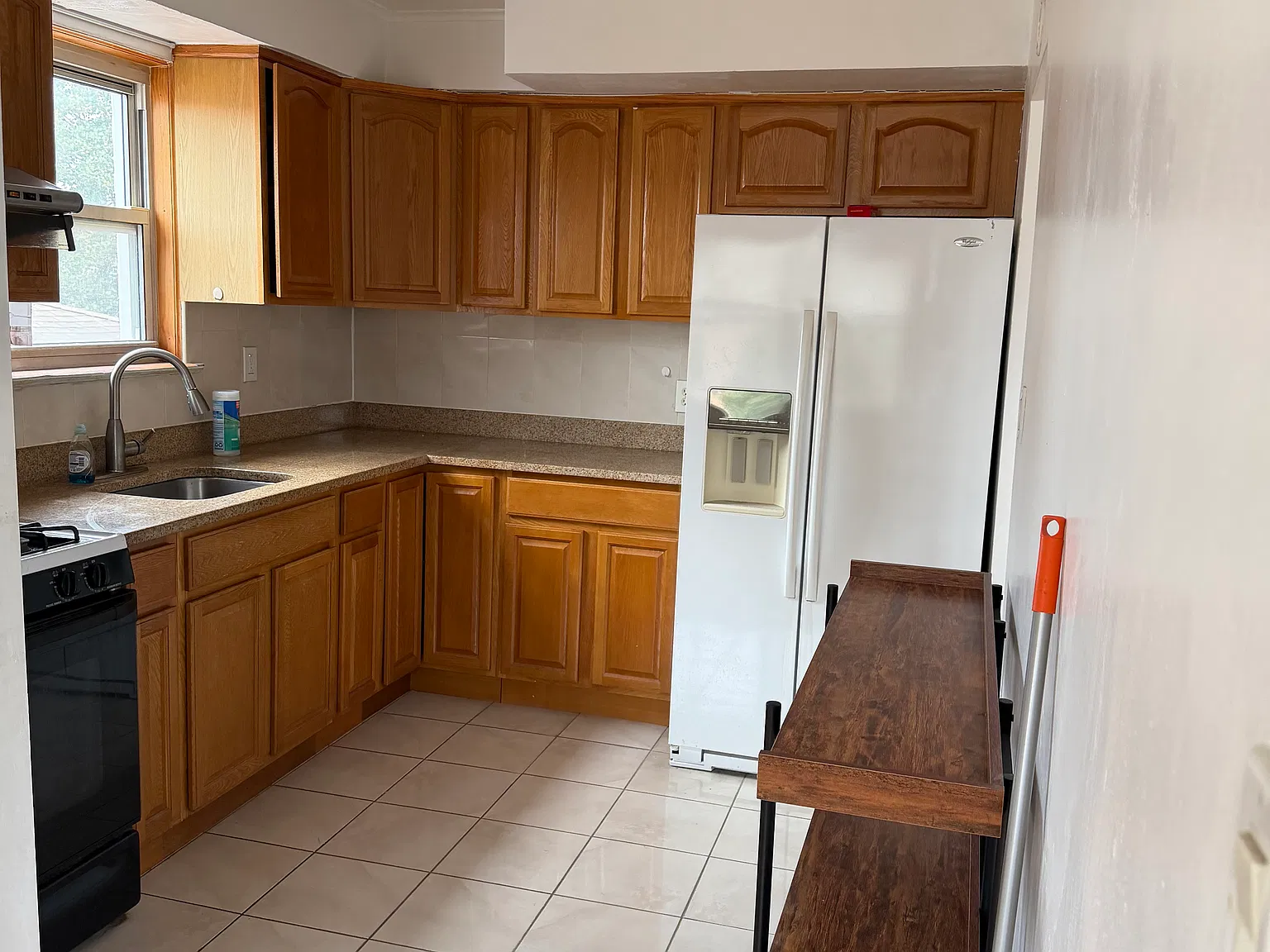 2 bed, $2,500 — Photo 2
