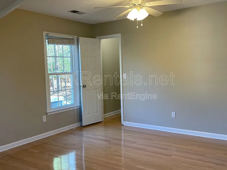 416 Carmain Ln NW — Photo 28