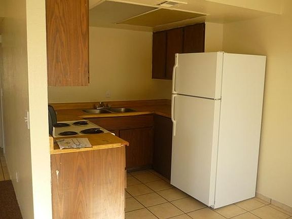 2nd image of 5184 Escondido St