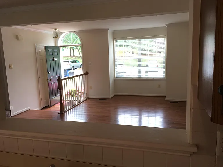 1443 Four Point Ct — Photo 2