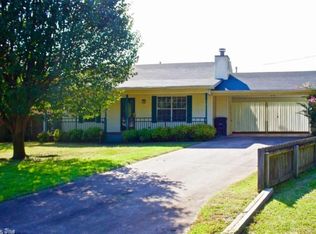 2006 Lessel Dr, Jacksonville, AR 72076