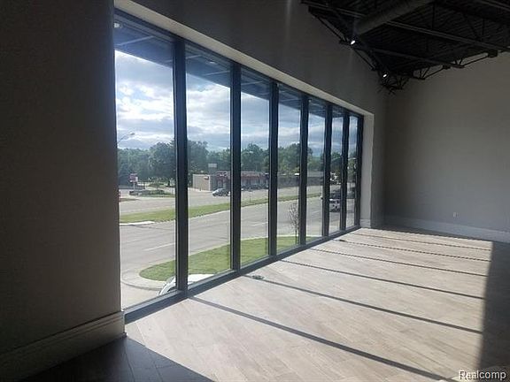 3rd image of 32686 E Woodward Ave #S