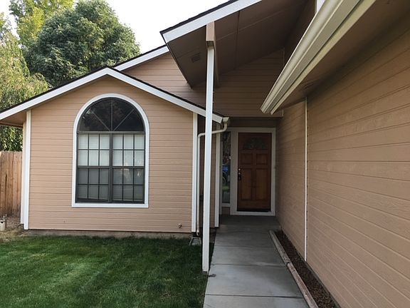 2nd image of 4768 N Pennfield Pl