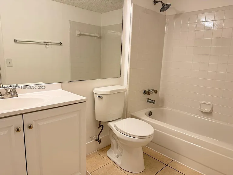 4201 W McNab Rd #16 — Photo 8