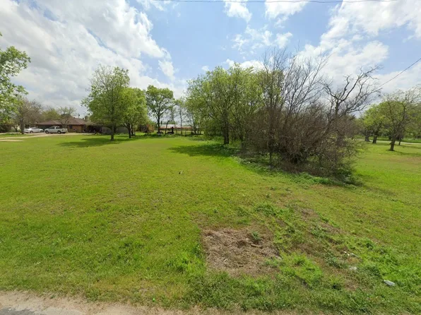 404 Mark St, Hillsboro, TX 76645