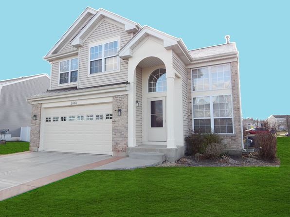 2800 E Bridleway Ct