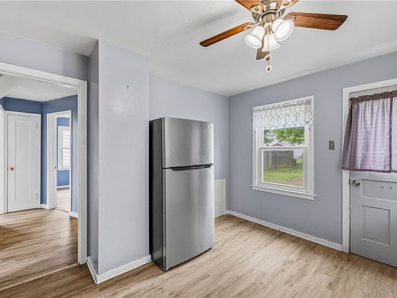 3rd image of 237 75th St