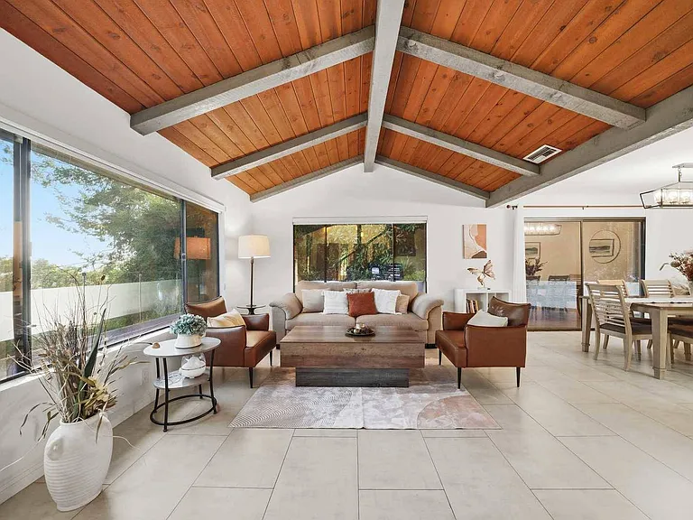 1615 California Pl — Photo 9