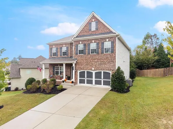 5811 Lanier Valley Pkwy, Sugar Hill, GA 30518