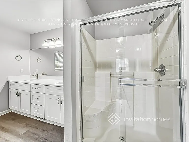 7624 Kodiak Ave NE — Photo 11
