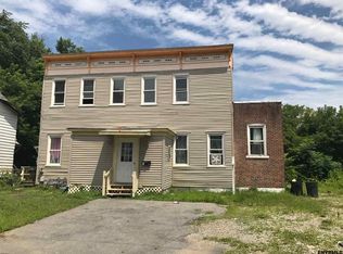 703 Windsor Ter, Schenectady, NY 12308