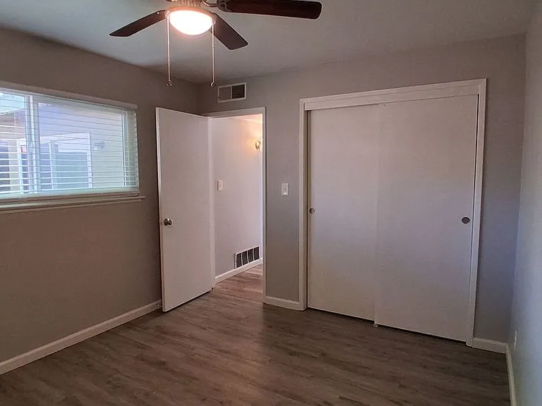 3319 E. Fairmont Ave. — Photo 7