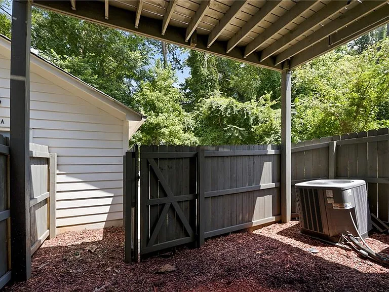 254 Lamon Ave SE #B — Photo 32