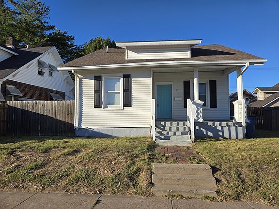 2nd image of 27 E Penning Ave
