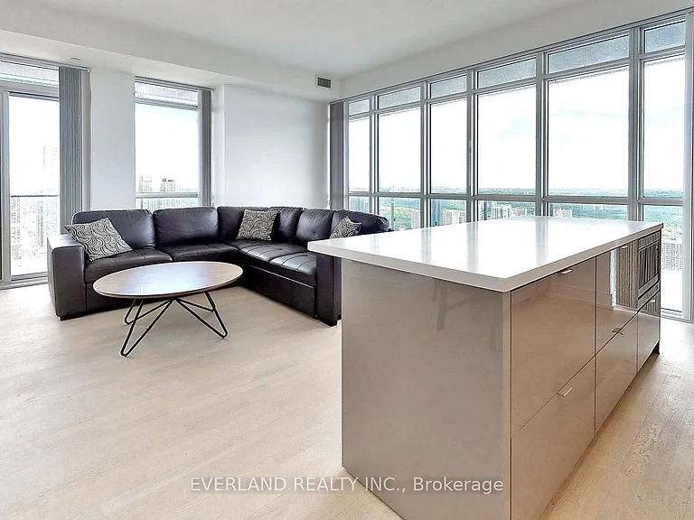 7 Grenville St #6105 — Photo 13