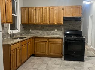 863 S 14th St #1, Newark, NJ 07108