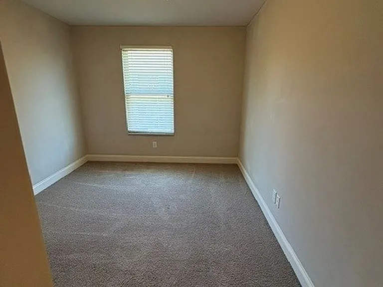 216 Bixby Private Ln — Photo 19