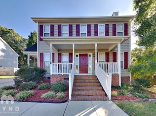 3224 Pomegranate Dr, Raleigh, NC 27616