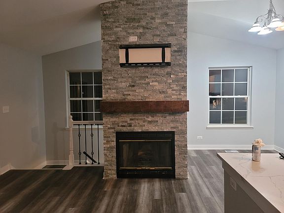 3rd image of 688 Fieldcrest Dr Unit C